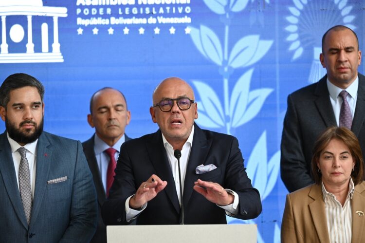 Parlamento de Venezuela impulsa regulación de redes sociales