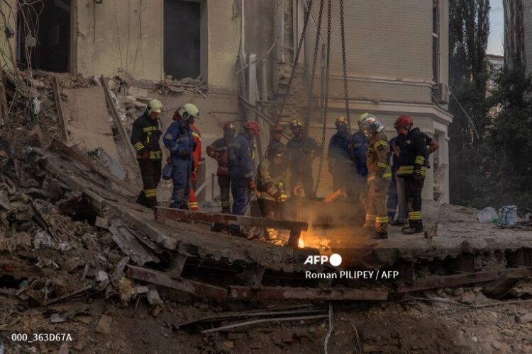 Aumentan a cerca de 40 los muertos y 170 los heridos por ataques rusos en Ucrania