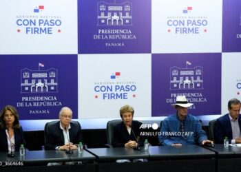 Prohibición de viaje a observadores agrava tensión antes de elecciones en Venezuela