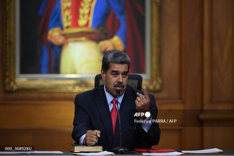 Maduro promete entregar actas de votación y dice que opositores deben estar ‘tras las rejas’