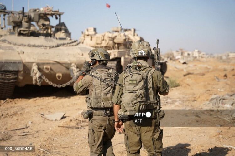 El Ejército de Israel utiliza civiles palestinos como escudos humanos: ‘Mejor que exploten ellos’