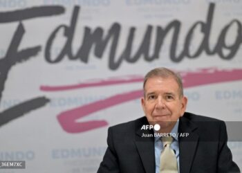 Candidato opositor falta a citación de fiscalía de Venezuela y recibe nueva convocatoria