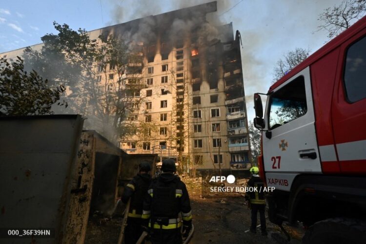 Al menos siete muertos por ataques rusos sobre la ciudad de Járkov