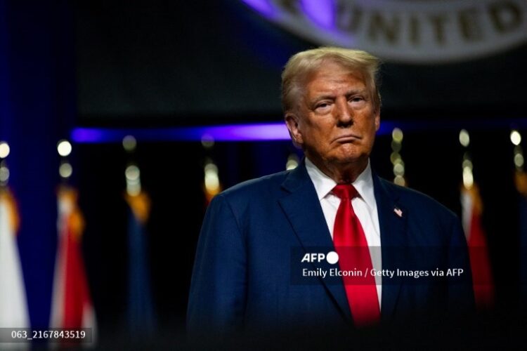Fiscales presentan acusación reformulada contra Trump en caso por las elecciones de 2020