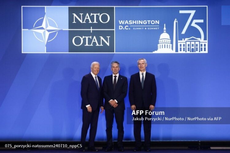 Los líderes de la OTAN acuerdan aportar 40.000 millones de euros anuales para Ucrania en 2025