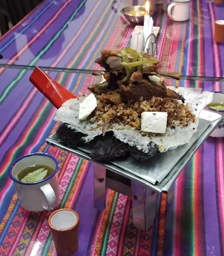 La Q'oa un platillo que proponen dos chefs orureños.
