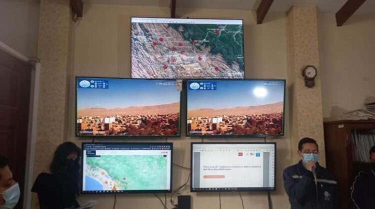 Once sensores para detectar sismos fueron instalados en algunos puntos en Cochabamba.