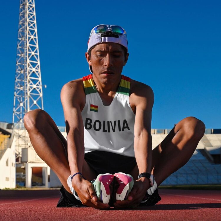 El atleta nacional Héctor Garibay