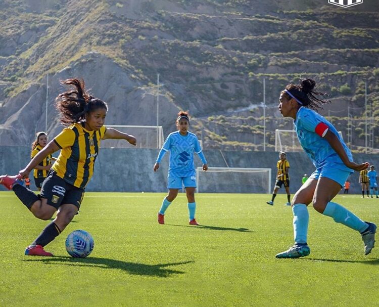 Incidencia de The Strongest y Bolívar, en el fútbol femenino