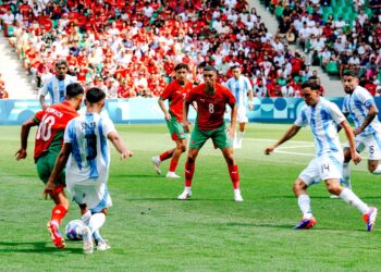 Caos en final del Argentina-Marruecos mancha arranque del fútbol en París