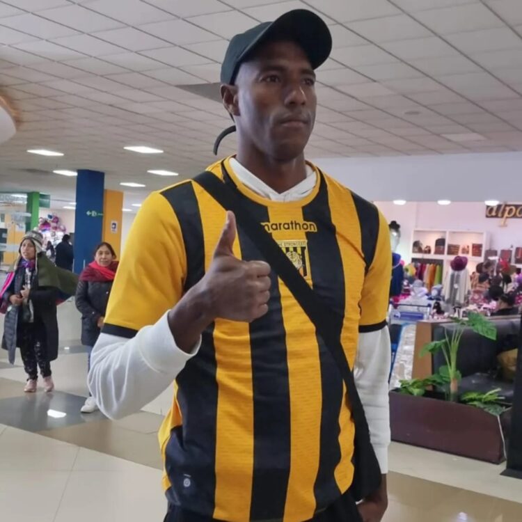 Abdiel Ayarza, refuerzo de The Strongest