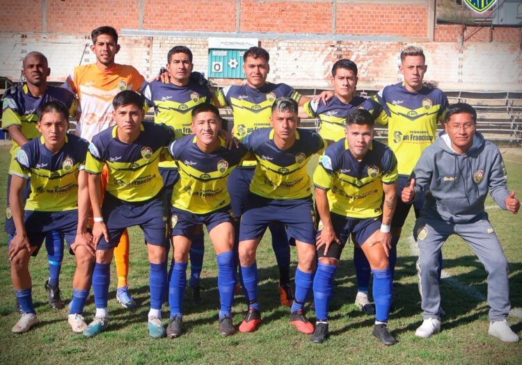 El equipo de Fatic, campeón paceño