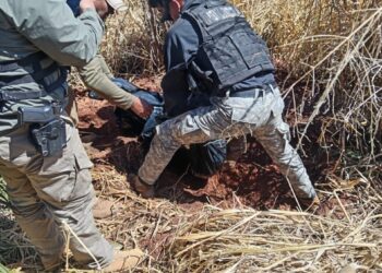 La niña fue encontrada enterrada a un kilómetro de su casa.