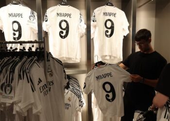 Real Madrid empieza a vender la camiseta de Mbappé
