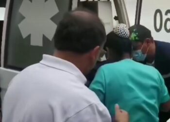Al menos 200 brigadistas se intoxicaron luego de ingerir alimentos.