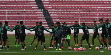 Villegas busca intensidad y posesión en la selección boliviana