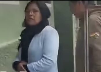 La funcionaria de la Alcaldía de La Paz fue trasladada a celdas policiales.