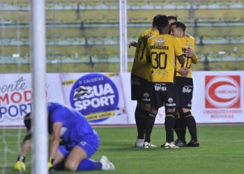 The Strongest hace lo justo y gana a FC Universitario (1-0)