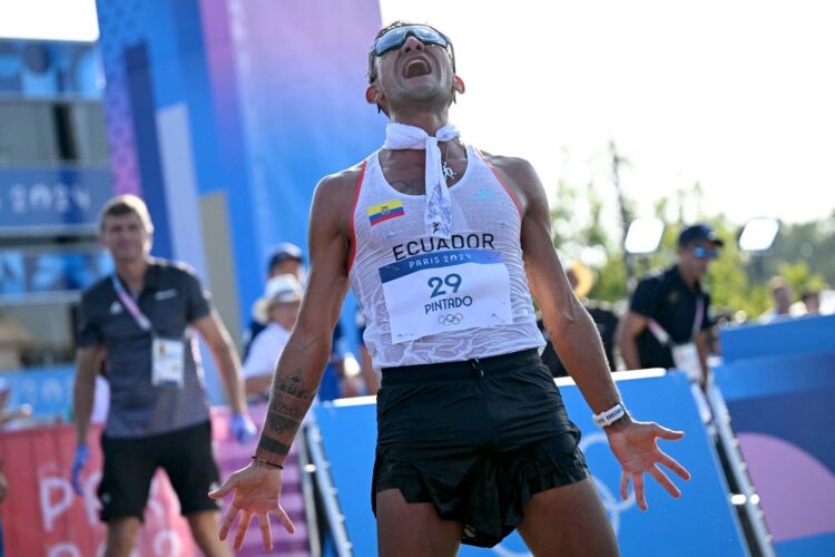Daniel Pintado celebra su primer lugar