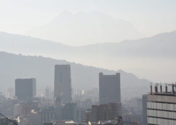 Alerta en La Paz: la calidad del aire empeora y la Alcaldía sugiere usar barbijo