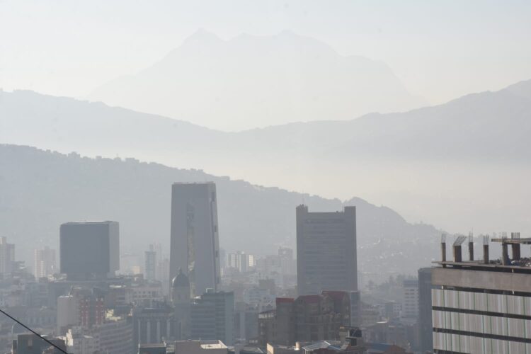 Alerta en La Paz: la calidad del aire empeora y la Alcaldía sugiere usar barbijo