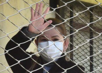 Áñez llama sicarios de ‘tortura blanca’ a jueces que la acusan de ‘genocidio’