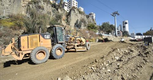 Nueva avenida reducirá de 30 a cinco minutos el viaje entre el centro y sur de La Paz