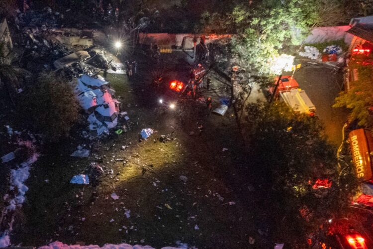 Accidente de avión en Brasil deja 61 fallecidos