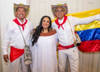 Colombia conmemora su 214º aniversario nacional
