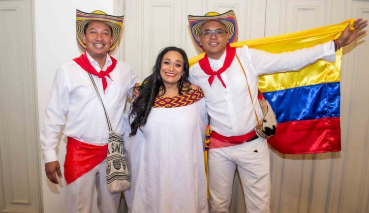 Colombia conmemora su 214º aniversario nacional