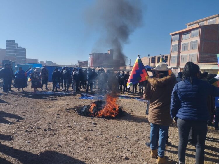 Sin permiso para su proclamación, Morales denuncia ‘violación de derechos colectivos’