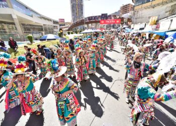 Alcaldía y UMSA se reunirán el viernes para tratar cambios en la ruta de la entrada