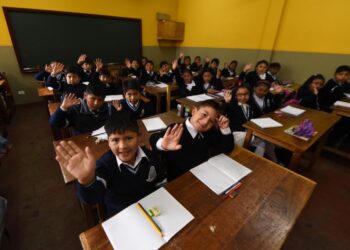 El horario de invierno llega a su fin en Chuquisaca