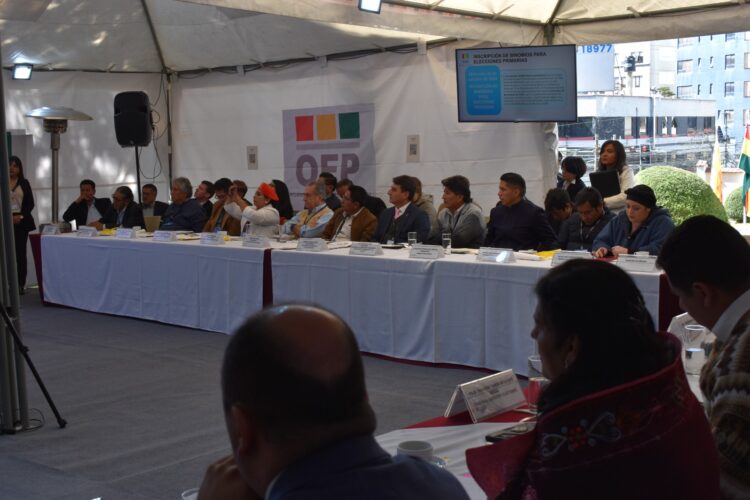 Acuerdo de intenciones: encuentro del TSE deriva a la Asamblea la decisión sobre primarias