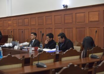 FOTOS JUICIO PETROCONTRATOS
