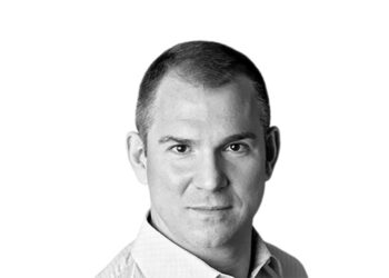 TRIBUNA
