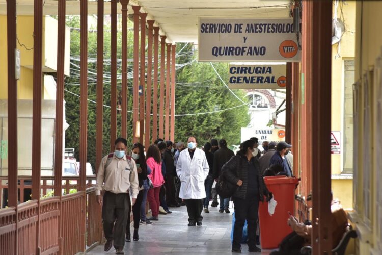 El Hospital de Clínicas de La Paz empezará a atender en turno tarde, anuncia Salud