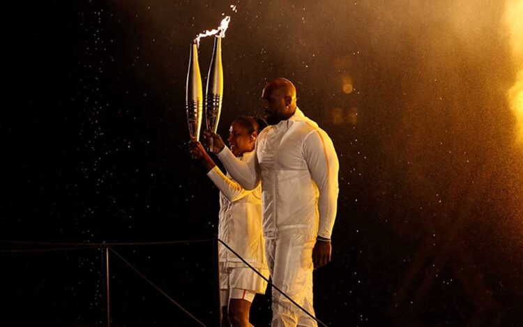 Paris 2024 Olympics - Opening Ceremony - Paris, France - July 26, 2024.?The Olympic cauldron is lit at the opening ceremony. REUTERS/Marko Djurica