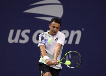 Hugo Dellien comete errores no forzados y queda fuera del US Open