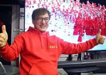 El actor chino Jackie Chan portará la llama paralímpica en París el miércoles