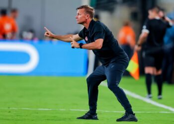 Scaloni tenía un buen plan y encontró los espacios para Messi, admite DT de Canadá