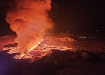 Sexta erupción volcánica en península de Islandia desde diciembre