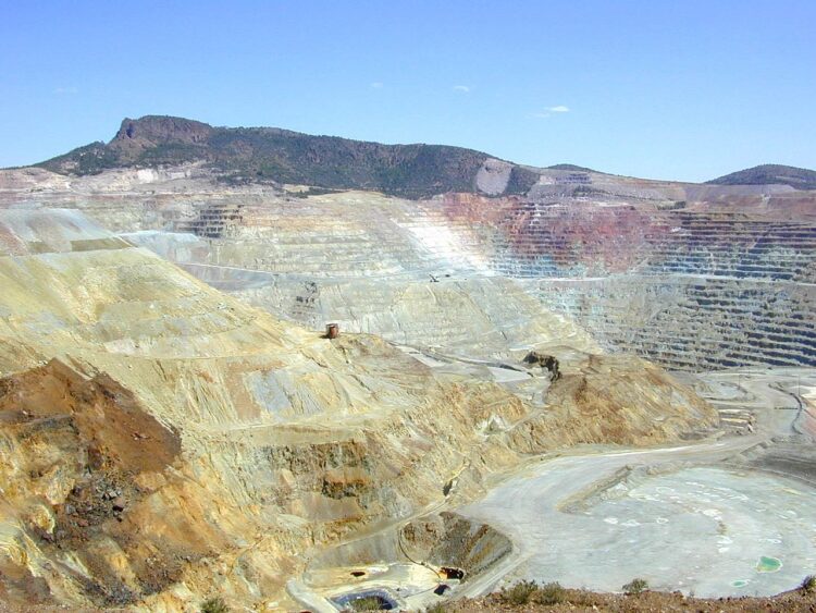 Chile impuesto minería cobre