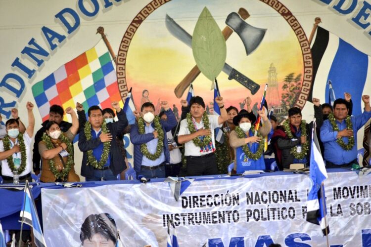 Evo Morales, en un último encuentro partidario del MAS en el Chapare.