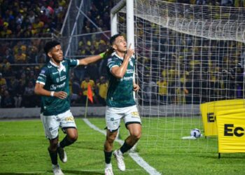 Orense lidera el campeonato de Ecuador y Liga de Quito le pisa los talones