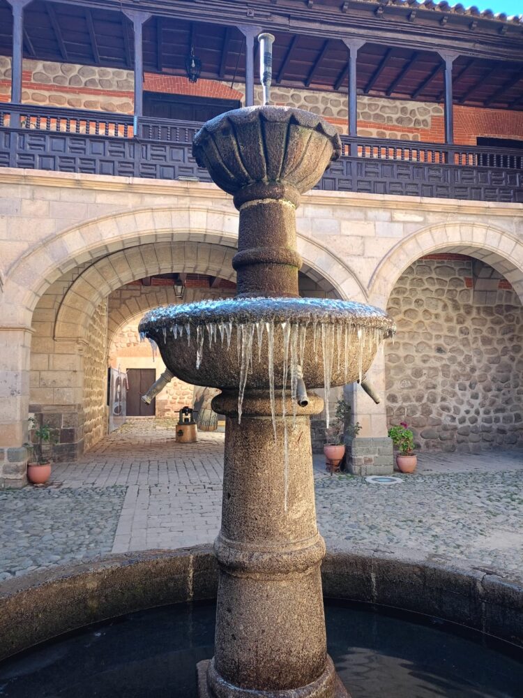 Las heladas afectaron a un pilón de la Casa de la Moneda de Potosí que data de 1897.