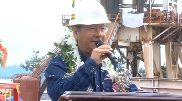 Arce dice que está corrigiendo ‘errores del pasado’ sobre la exploración de hidrocarburos
