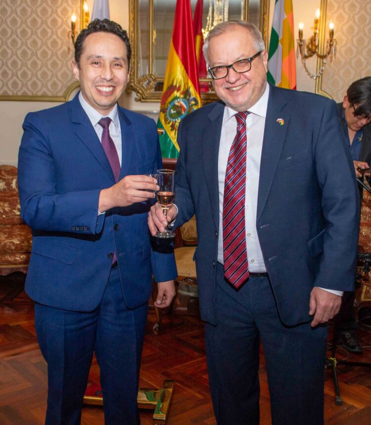 Rusia y Bolivia celebran sus relaciones diplomáticas