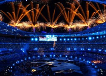 París despide a lo grande sus Juegos Olímpicos