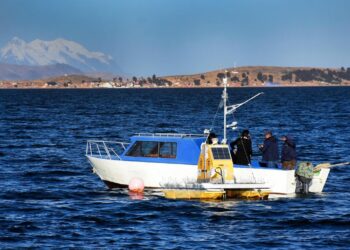 Una familia muere ahogada en el lago Titicaca